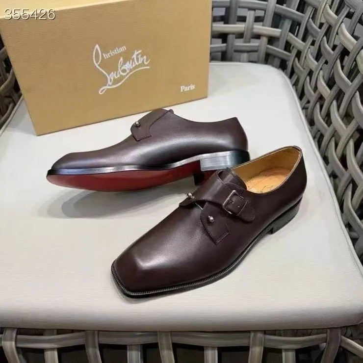 p920💰Men's shoes Christia*.Lobouti*🆑High-end men's business formal leather shoes | Classic red sole shoes | Original imported first-layer cowhide | Iconic rivet decoration | Water-dyed cowhide lining | Italian imported red cowhide outsole | High-end luxury | Perfect interpretation of fashion, sunshine, style, suitable for various occasions Size: 39-44 (customized at 38.45.46)